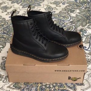 Dr Martens Combat Boots